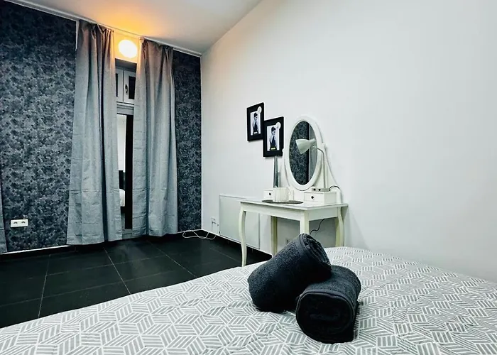 For 3 People, 15 Minutes To Rathausplatz * Vienna